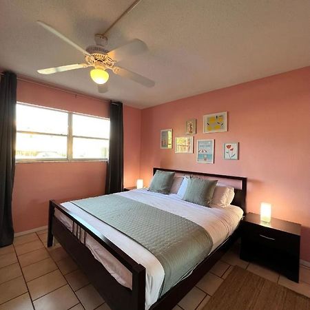 Great Location Condo 2 Min Walk From The Beach フォート・ローダーデール エクステリア 写真